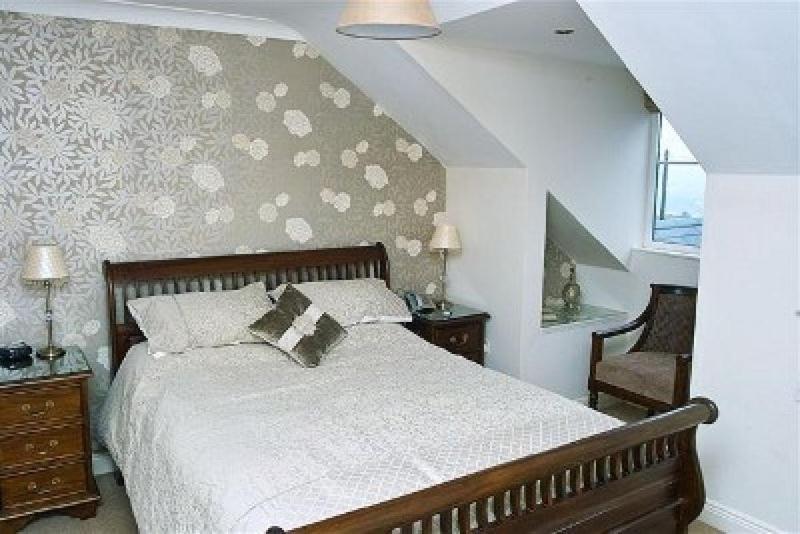 Rivermount House Кинсейл Екстериор снимка
